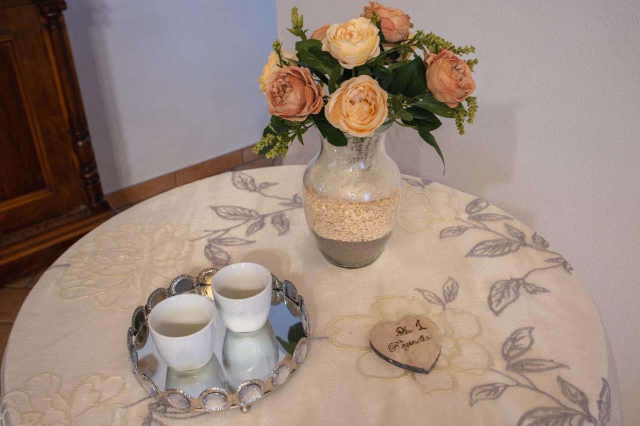 Diano dʼAlba Ca Reginella B&B מראה חיצוני תמונה