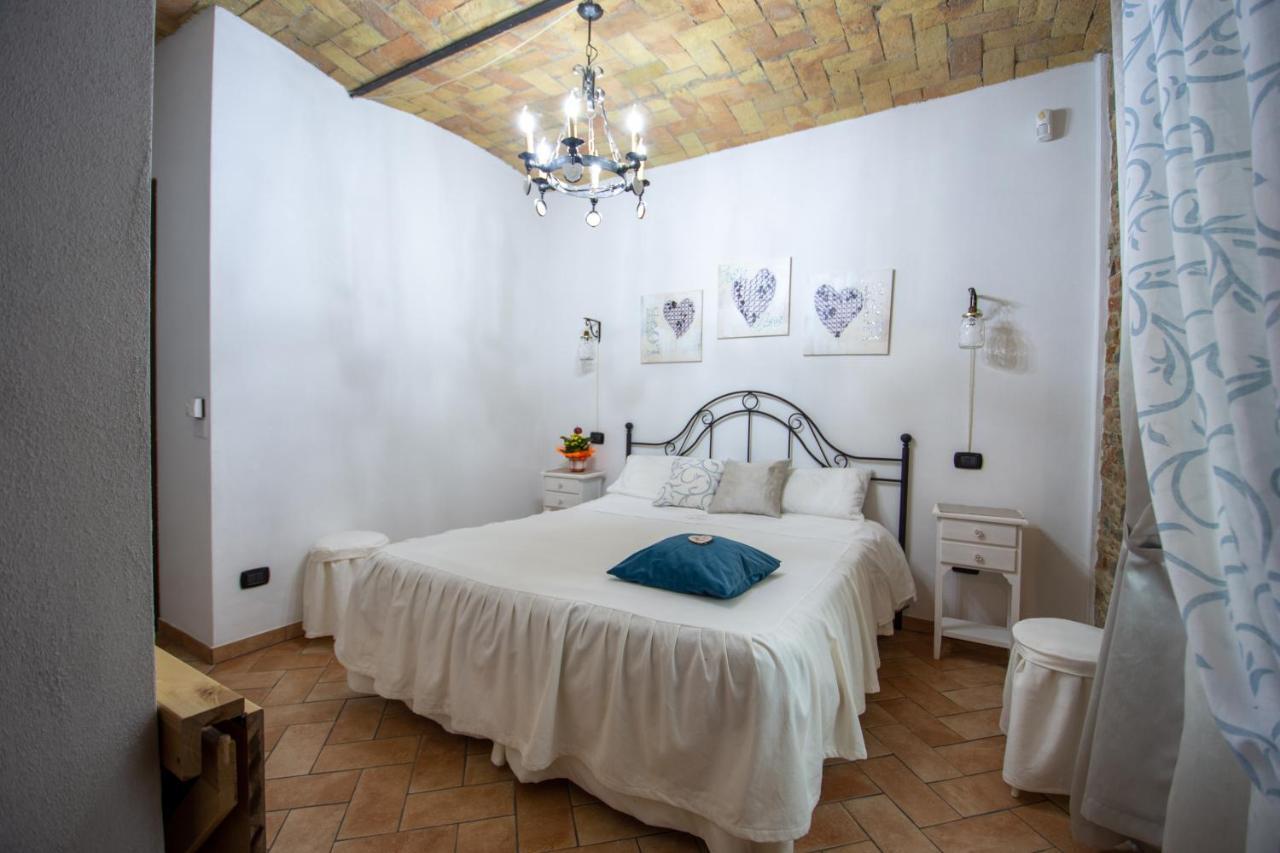 Diano dʼAlba Ca Reginella B&B מראה חיצוני תמונה