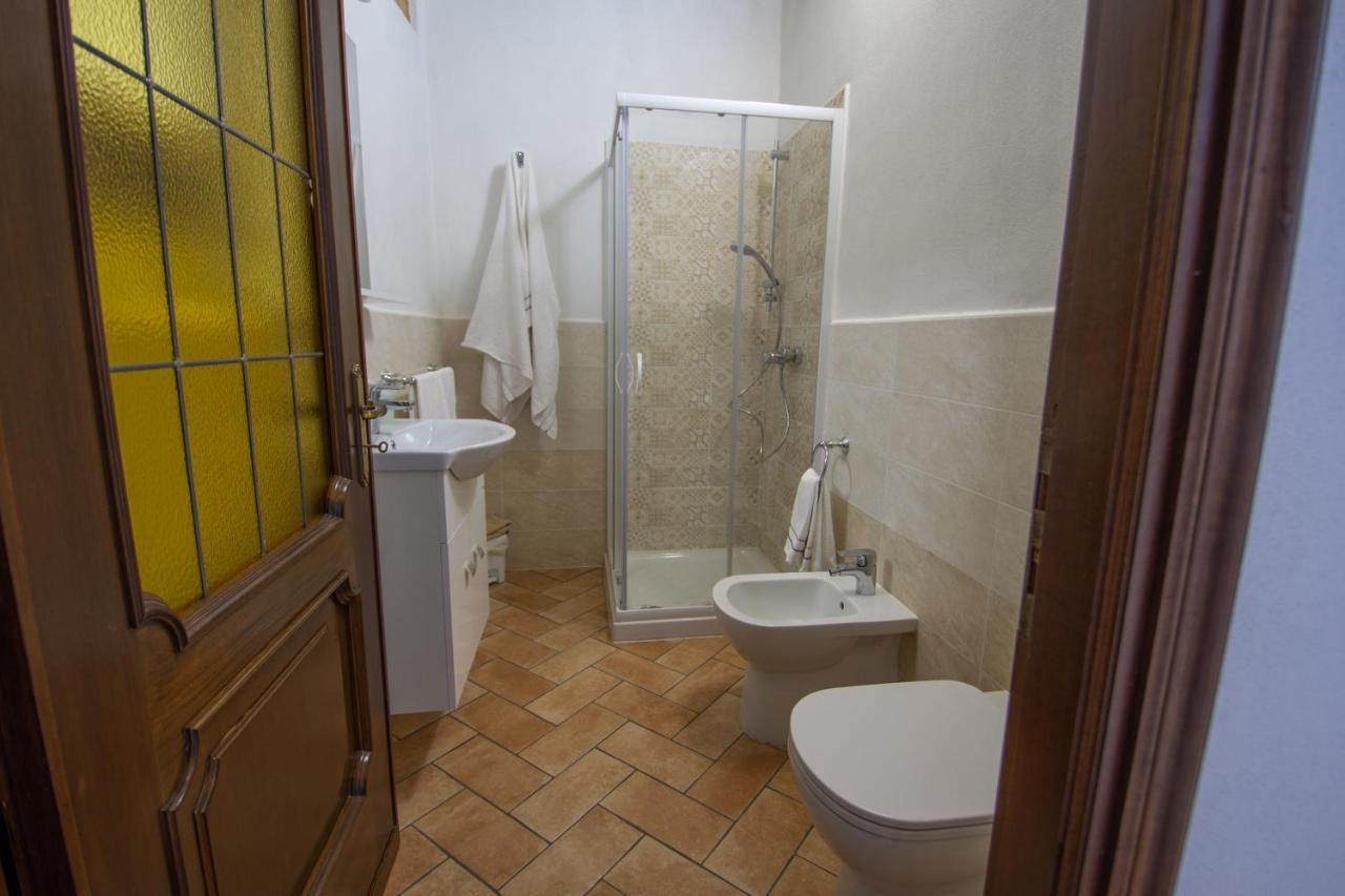 Diano dʼAlba Ca Reginella B&B מראה חיצוני תמונה